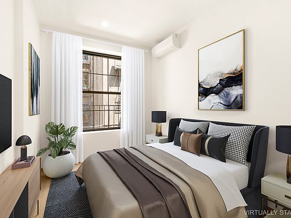 2nd image of 161 E 89th St APT 1A