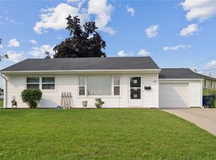 1250 20th St SW, Cedar Rapids, IA 52404