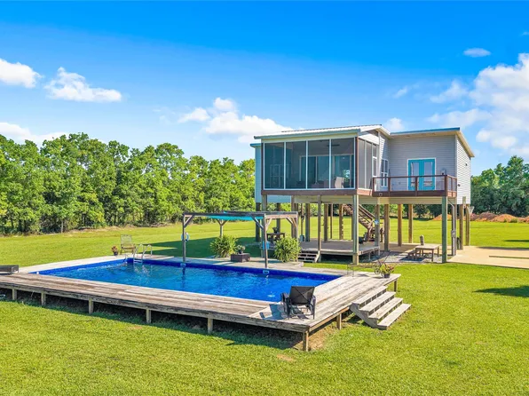 2364 Alabama River Pkwy, Millbrook, AL 36054