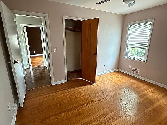 3rd image of 21 Alberta Ln