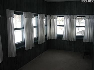 3rd image of 4816 Damon Ave
