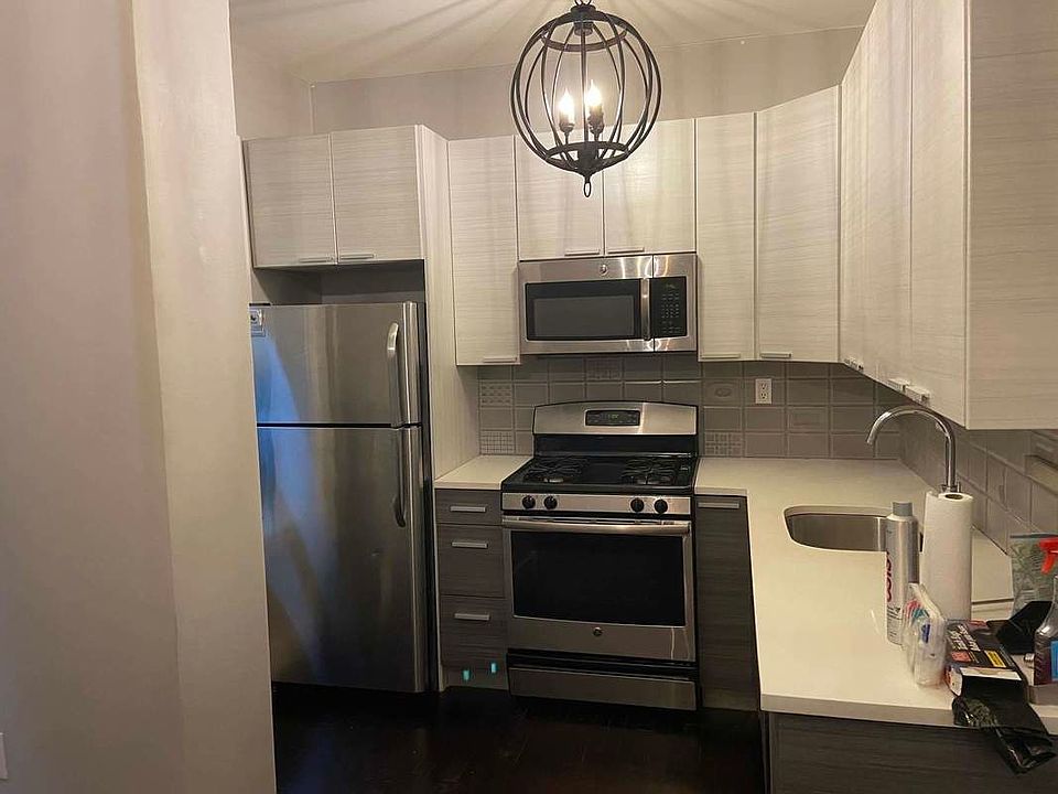1st image of 618 W 182nd St #4
