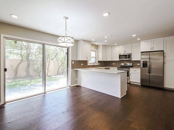 Kitchen / Breakfast Room