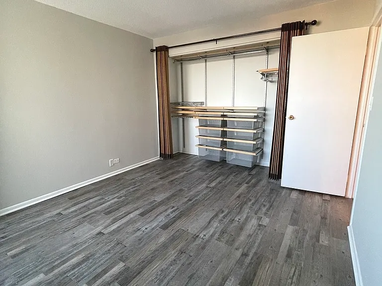 5100 N Marine Dr #27M — Photo 10