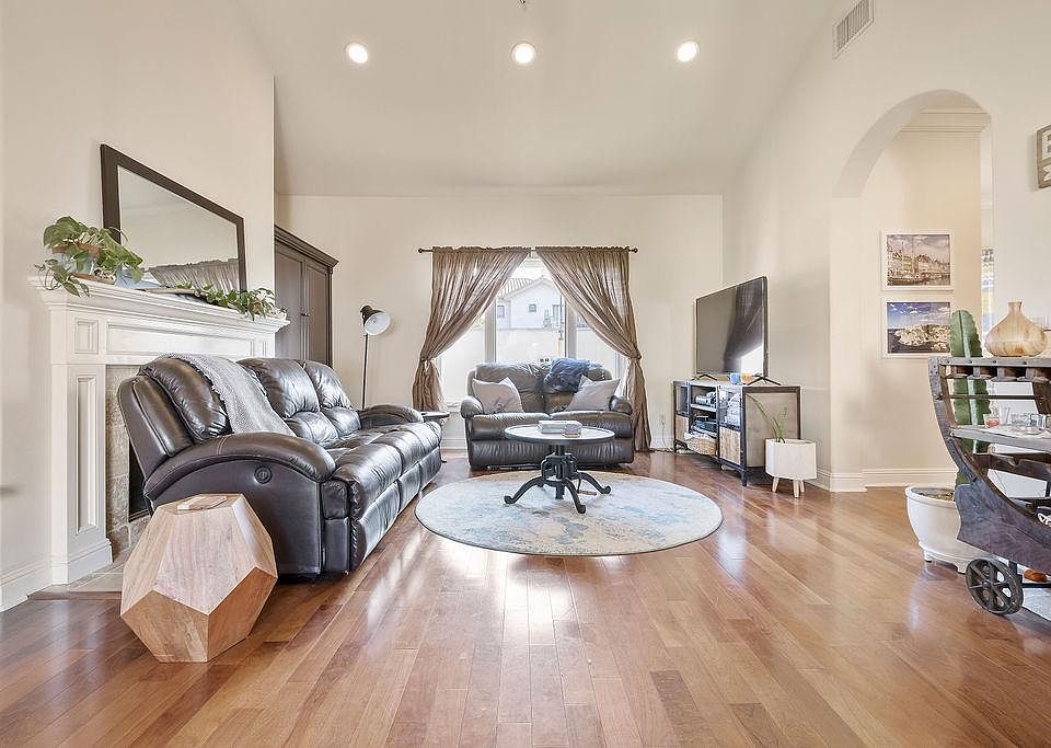 Vaulted ceilings