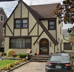 337 Wellington Road, Mineola, NY, 11501