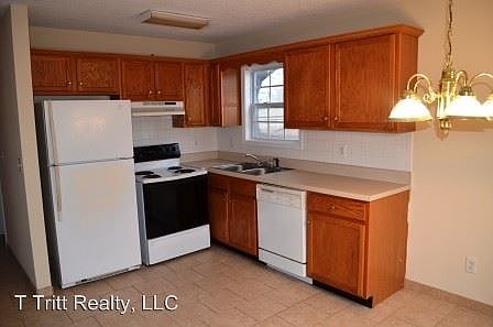 2nd image of 6189-A Strickland St