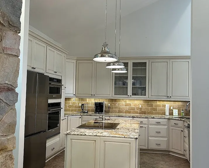 124 Eareckson Ln — Photo 32