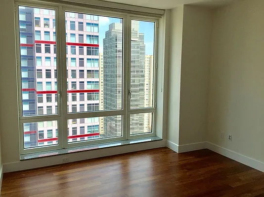 Rented by T&T Real Estate | media 20