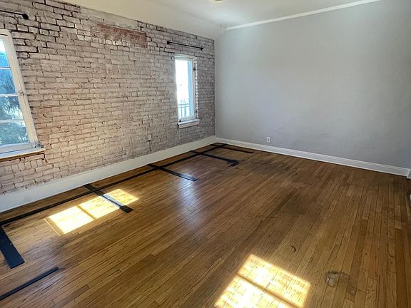 2nd image of 130 N Westmoreland Ave #356