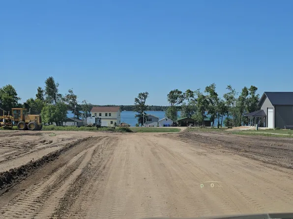 Lt9blk1, Detroit Lakes, MN 56501