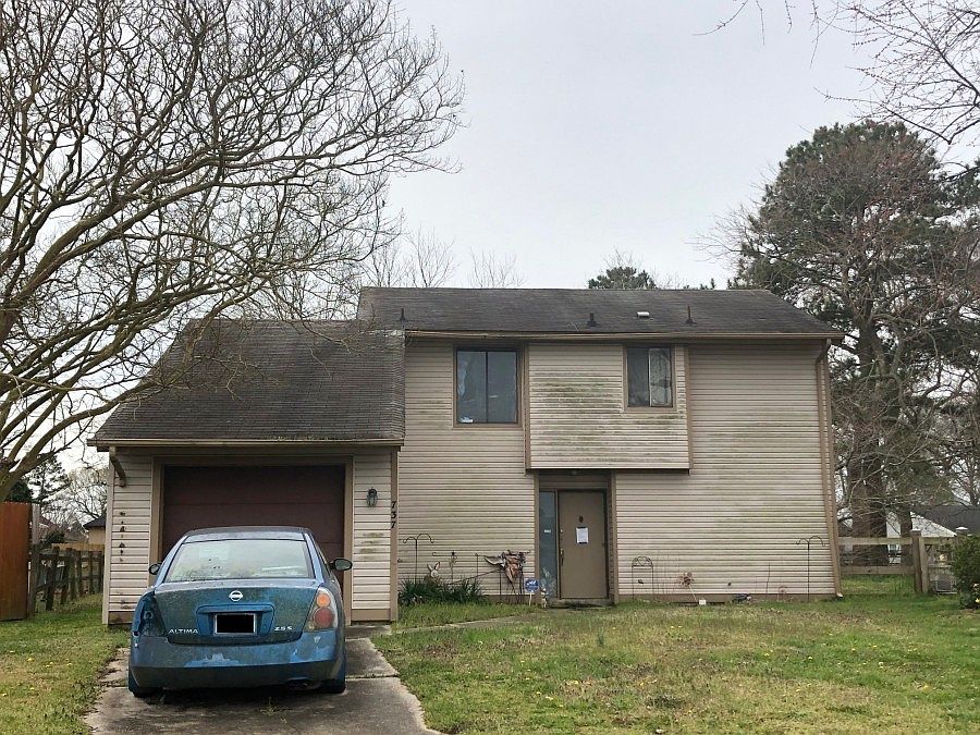 1st image of 737 Linden Ct