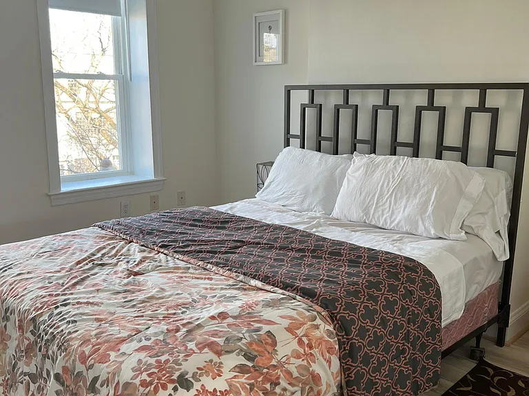 Level 3
Bedroom 2