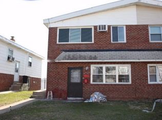 10027 Bridle Rd, Philadelphia, PA 19116