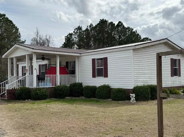 3156 Clearfield Rd., Galivants Ferry, SC 29544