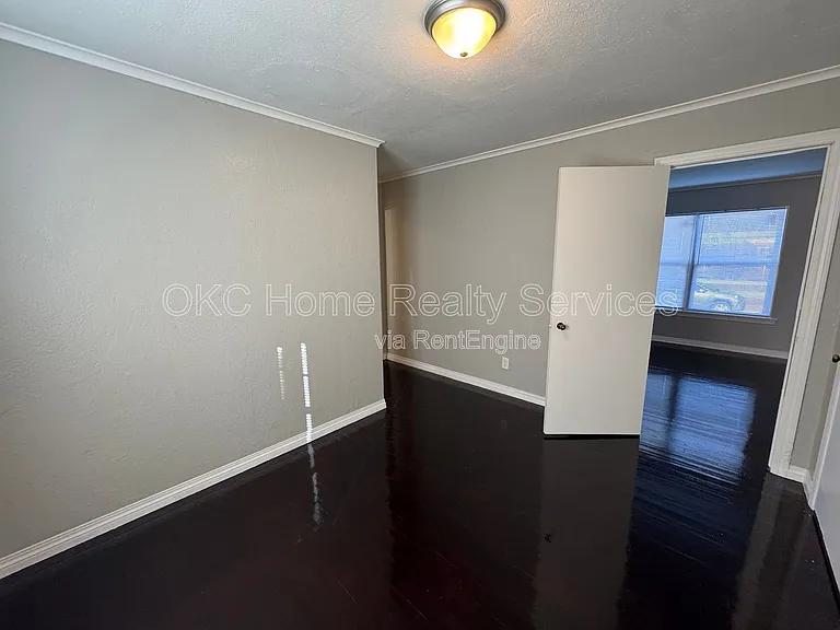 1516 Park Cir — Photo 9