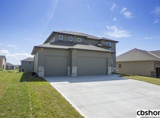 11709 S 110th St, Papillion, NE 68046