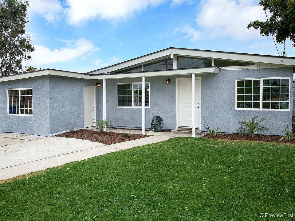 1st image of 832 Ginna Pl