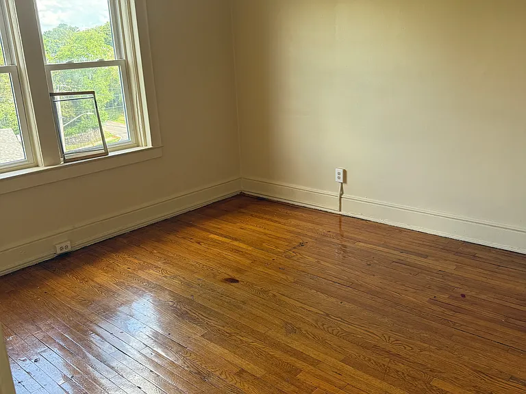 1000 Bellevue Ave #18 — Photo 6