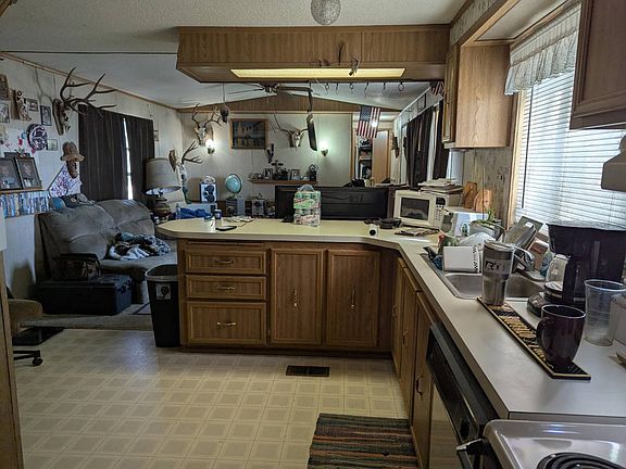 3rd image of 708 S Egan Ave