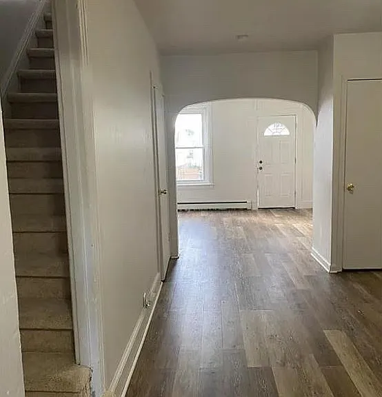 633 Ontario St — Photo 2