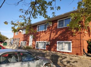 3260 9th St, Marion, IA 52302
