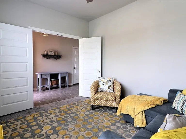 5413 Vanner Path — Photo 9