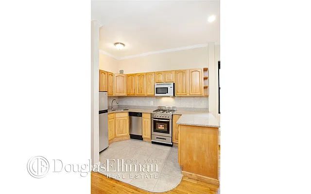 Rented by Douglas Elliman | media 11