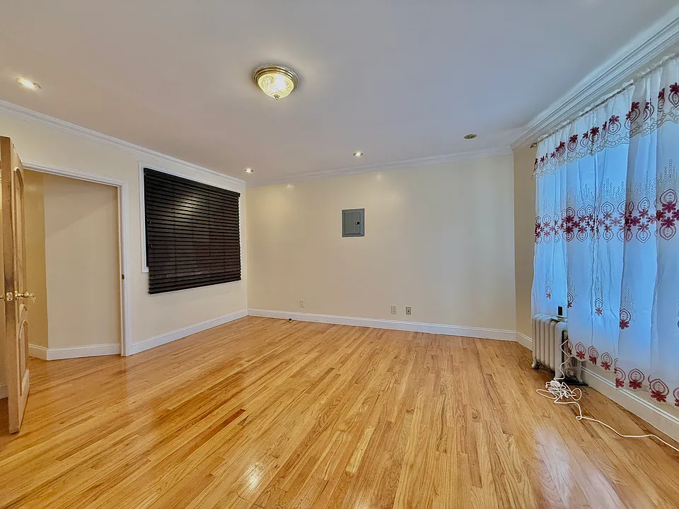 106-08 Liberty Ave #2