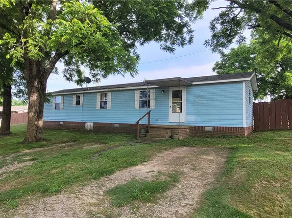 19 Pigeon Ln, Berryville, AR 72616