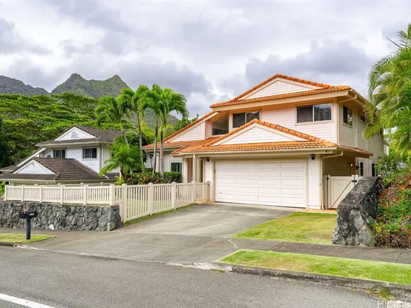 1706 Kanapuu Dr, Kailua, HI 96734