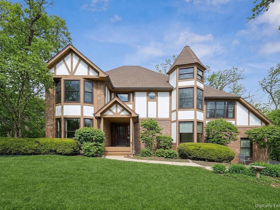 1st image of 29W306 Oak Ln