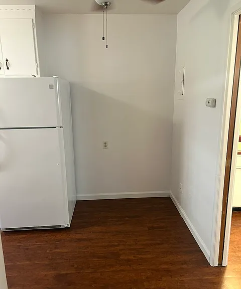 2523 G St #2 — Photo 8