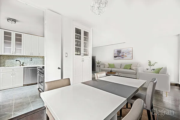 Sold by Elegran | media 4