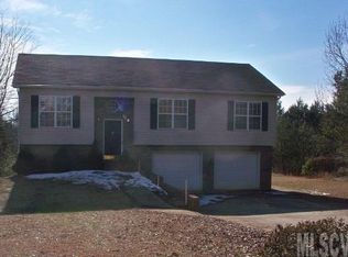 111 Jordan Ln, Granite Falls, NC 28630