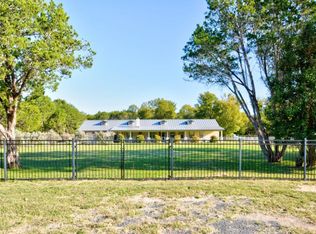 1113 Monroe Dr, Kerrville, TX 78028