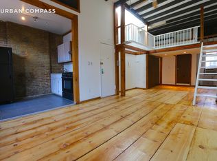 659 Washington St APT 5F, New York, NY 10014
