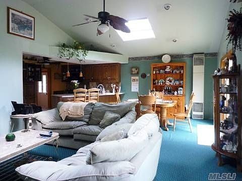2nd image of 203 Franklin Ave