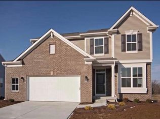 1490 Oakvista Dr, Greenwood, IN 46143