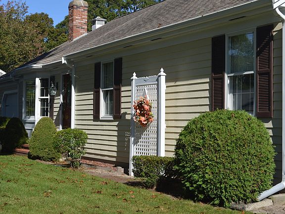 5th image of 120 Diane Ave