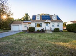 302 Pleasant St, Leicester, MA 01524