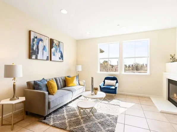 658 Luna Park Dr, San Jose, CA 95112