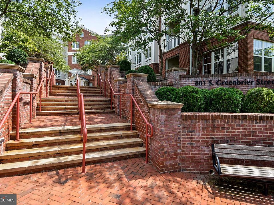 1st image of 801 S Greenbrier St APT 312