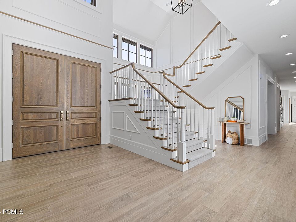 2371 N River Meadows Pkwy, Midway, UT 84049 | Zillow