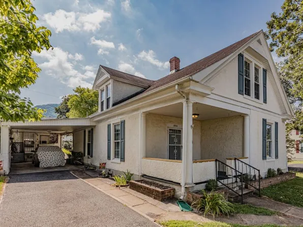 Chestnut1954, 1954 Chestnut Ave #3, Buena Vista, VA 24416