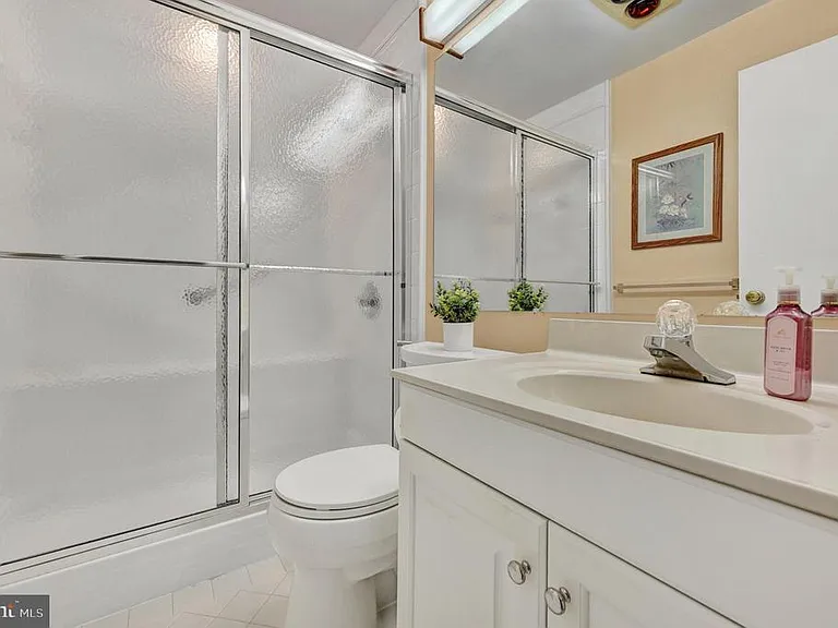 2217 Woodbox Ln #A-2217A — Photo 21