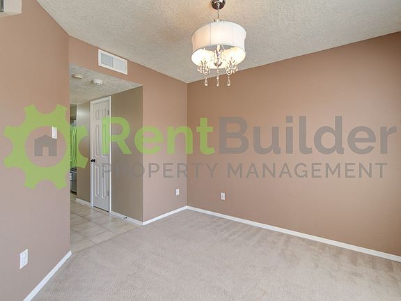 4th image of 1416 Somerset Dr NW