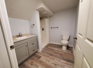 2741 Hampshire Rd APT 1B, Cleveland, OH 44106