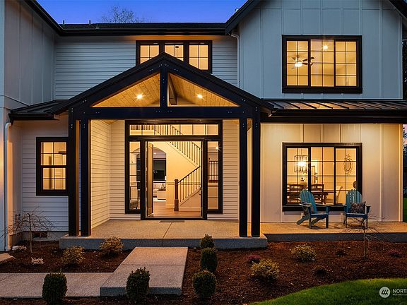 3rd image of 24001 35th Avenue W
