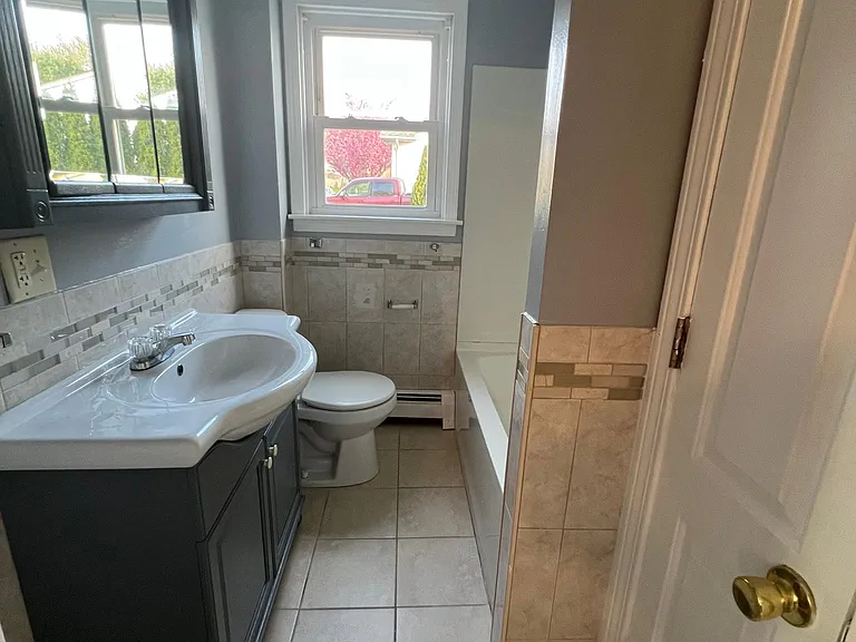 38 Metcalf Ave #1 — Photo 8